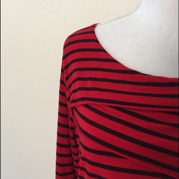 CHAUS Red & Black layered knit top  Size L NWOT - Picture 3 of 7